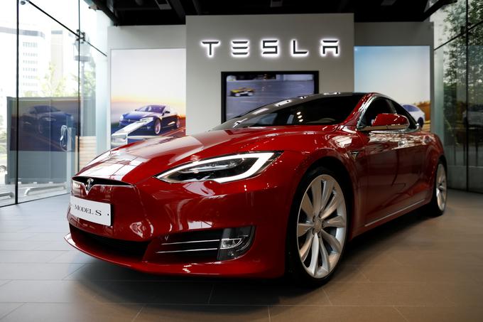 Tesla zamuja pri prozivodnji modela 3. | Foto: Reuters