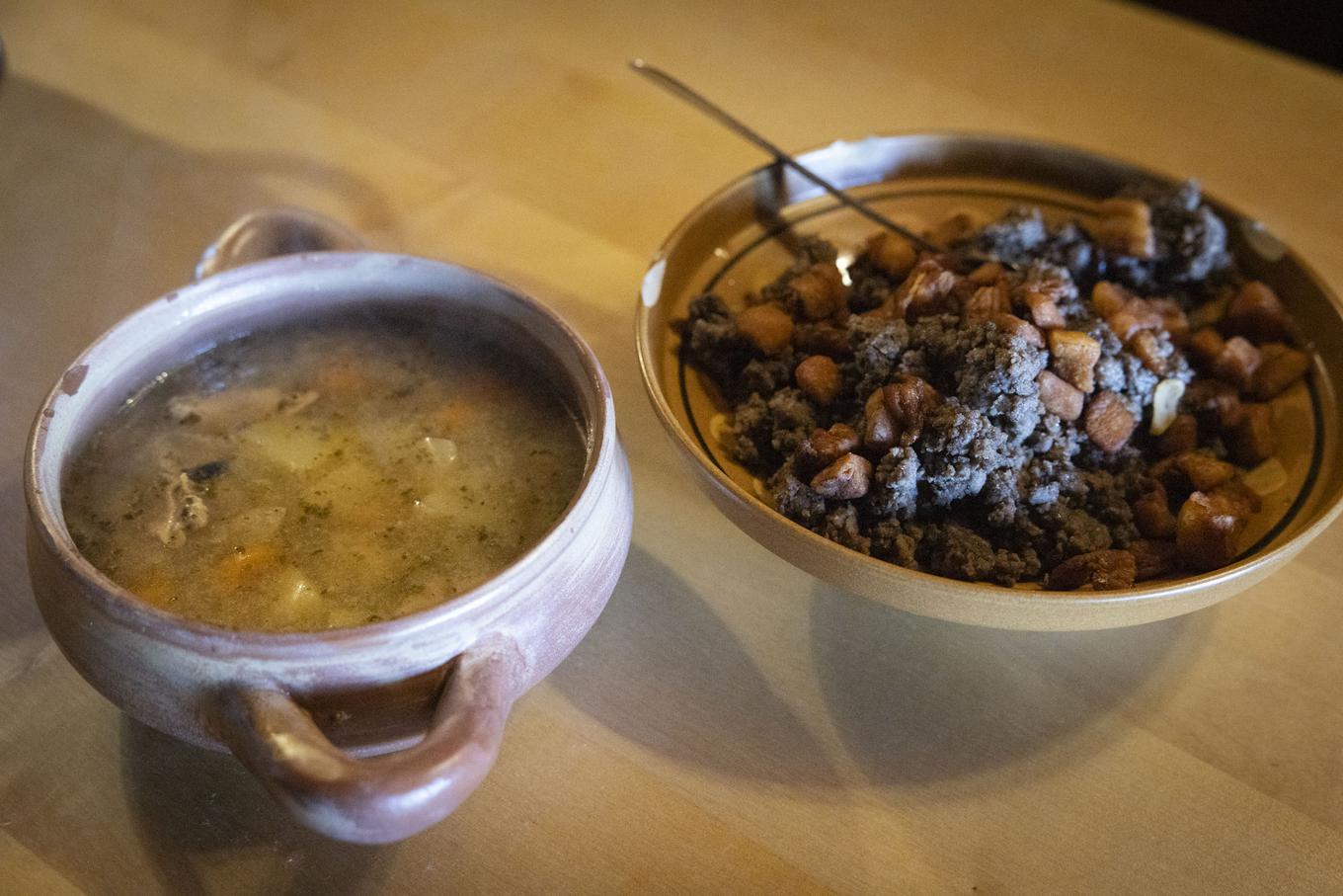 Não teremos fome. A casa está aberta desde o início de junho até o primeiro fim de semana de outubro. | Foto de : Bojan Puhek