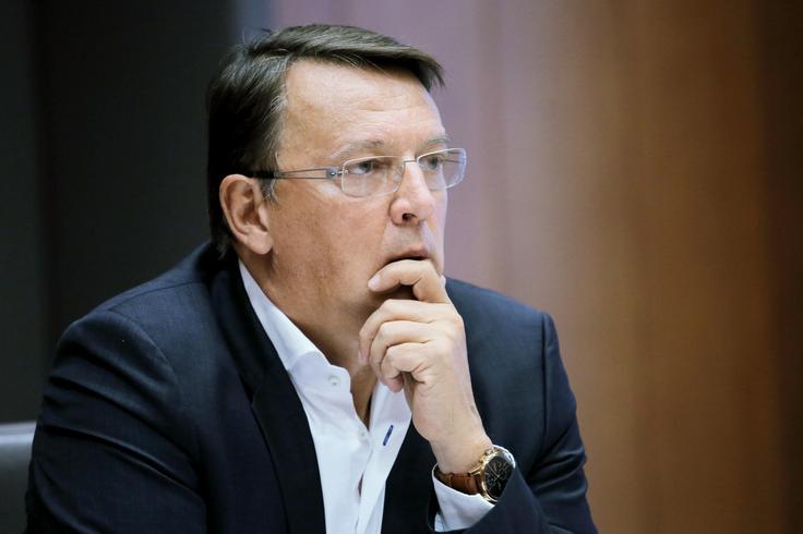 Nekdanji slovenski premier Anton Rop je od leta 2010 podpredsednik evropske investicijske banke. | Foto: STA
