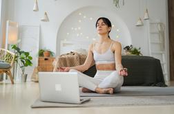 Raziskava: meditacija lahko spremeni možgane že v sedmih minutah