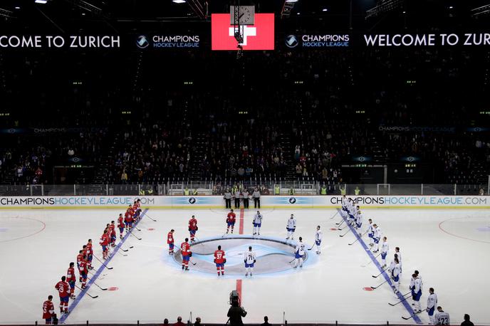 Hallenstadion hokej | Dvorana Hallenstadion v Zürichu bi morala maja gostiti hokejsko smetano, a je upanja za izvedbo prvenstva iz dneva v dan manj. | Foto Getty Images