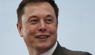 Elon Musk vrača žogico novinarjem: Ste spregledali kakšno števko?