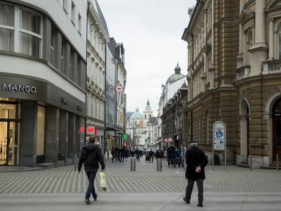 V središču Ljubljane kljub prepovedi zaigrali trubači