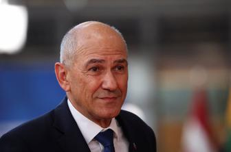 Janša ob Marijinem vnebovzetju pozval k medsebojnemu spoštovanju