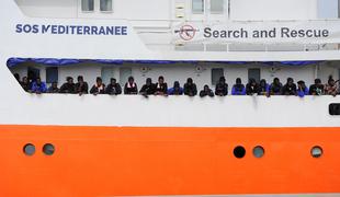 V Sredozemskem morju v ločenih akcijah rešili več kot 700 prebežnikov