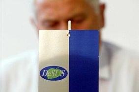 Anketa Dela: Terenska raziskava daje SDS prednost pred SD, DeSUS tretji