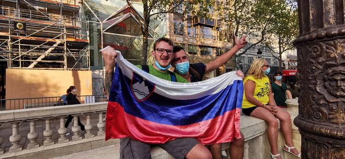 Slovenski navijači Pariz | Foto: Damjan Medica