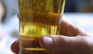 Romunskemu vozniku zasegli skoraj 1.500 litrov piva