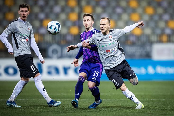 V pokalni sezoni je sprva zaigral za Celjane, nato pa še za Aluminij, s katerim je v osmini finala izpadel proti Mariboru. | Foto: Jure Banfi
