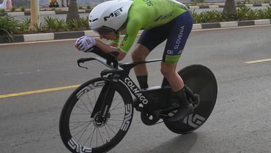Remco Evenepoel še tretjič svetovni prvak, Tadej Pogačar za las brez odličja