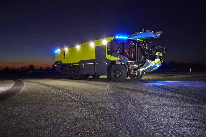 Rosenbauer panther - nova generacija specialnega gasilskega vozila za letališča | Foto Rosenbauer