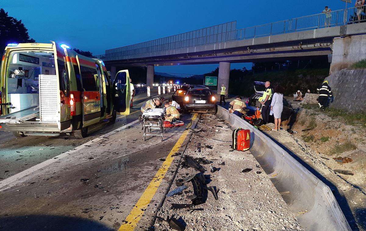 Posledice prometne nesreče na primorski avtocesti | Foto PGD Materija