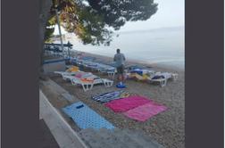 Poljska turistka ob pogledu na plažo zaprepadena: "Naj pridem ob treh zjutraj?"