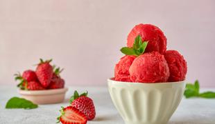 Recept za osvežilni sorbet, ki bo premagal vročinski val