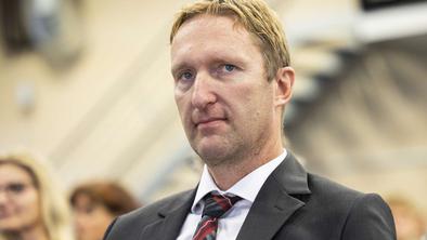 Prezelj o referendumu: Postali smo bojišče za ruske bote in trole