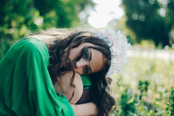 ženska, dekle, pomlad, poletje | Foto Shutterstock