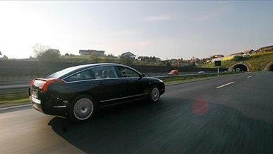 Citroen C6 2,7 HDi avt.