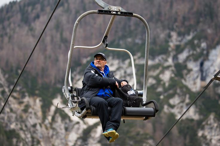 "Je skromno dekle, tako da težav s tem, da bi se ob uspehih prevzela, ni." | Foto: www.alesfevzer.com