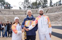 Olimpijska bakla v italijanskih rokah, čast za Paolini in Ganno #video