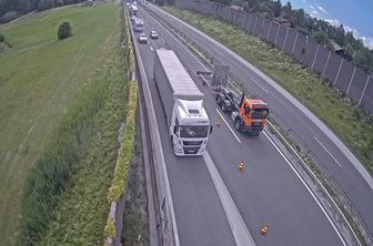 V nesreči pri avtocestnem počivališču Zima umrl voznik tovornjaka