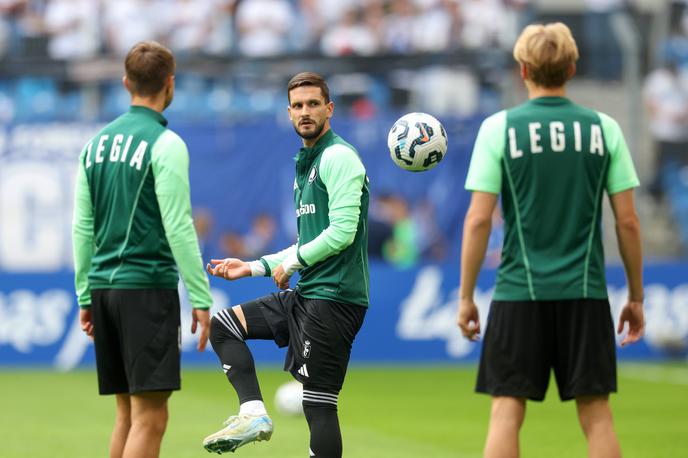 Petar Stojanović Legia | Petar Stojanović je v prvem nastopu za Legio osvojil prvo lovoriko na Poljskem. | Foto Guliverimage