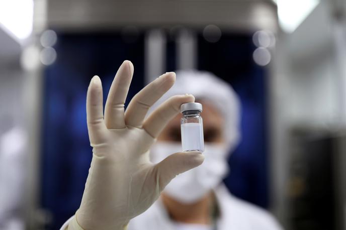 Cepivo Sinovac | Cepivo proti covid-19 kitajskega proizvajalca Sinovac je komaj več kot 50-odstotno učinkovito, so pokazala klinična testiranja v Braziliji. | Foto Reuters