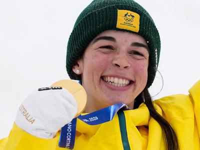 Jakara Anthony drugič olimpijska prvakinja na grbinah