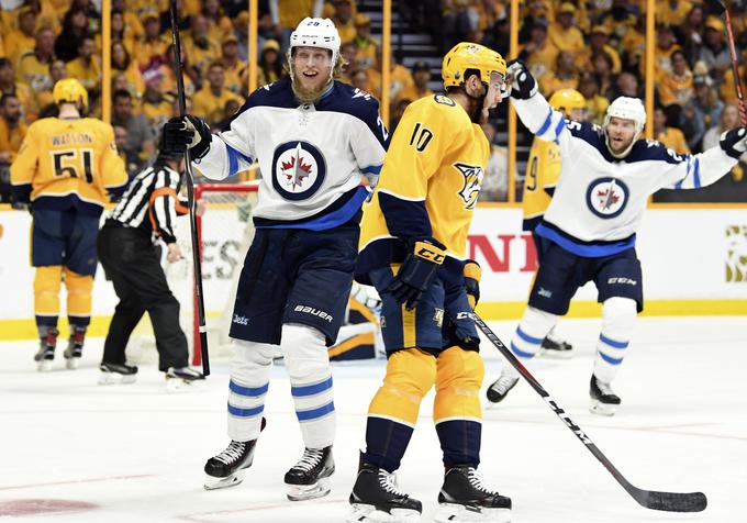 Winnipeg bo v konferenčnem finalu na zahodu, kjer ga čaka vroči Vegas, branil tudi čast Kanade. | Foto: Reuters