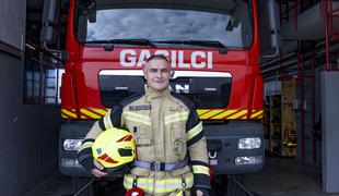 Gasilec Marjan Bolhar: Nikoli si ne bi odpustil, če bi se komu kaj zgodilo. Za vsakogar tukaj bi bil pripravljen umreti. #video