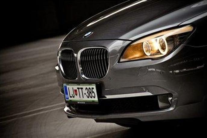 Samodejne dolge luči