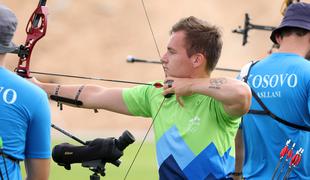 Olimpijcu Ravnikarju kamniški finale z ukrivljenim lokom
