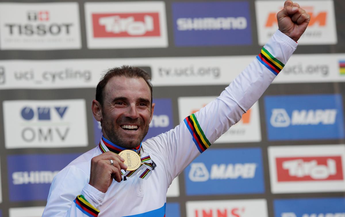 Alejandro valverde | Alejandro Valverde bi za en teden skrajšal vse tri največje dirke. | Foto Reuters