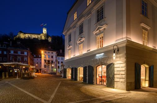 Podarite pravljično doživetje v butičnem hotelu Zlata ladjica