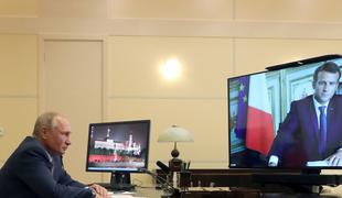 Putin in Macron pozvala k prekinitvi ognja v Libiji