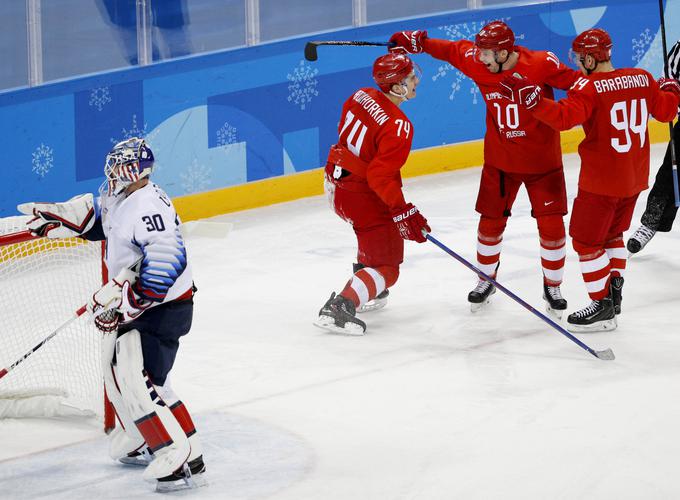 Rusi so po zmagi nad ZDA končali na prvem mestu svoje skupine in se kot prvi uvrstili v četrtfinale. | Foto: Reuters