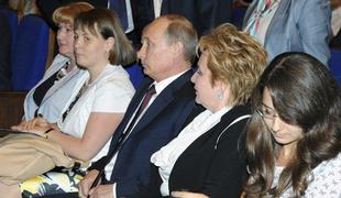 Putin se ločuje od žene