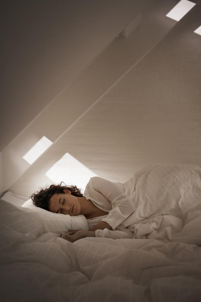 Moten cirkadiani ali dnevno-nočni ritem je povezan z motnjami spanja, te pa so izvor številnih resnih zdravstvenih težav. | Foto: 