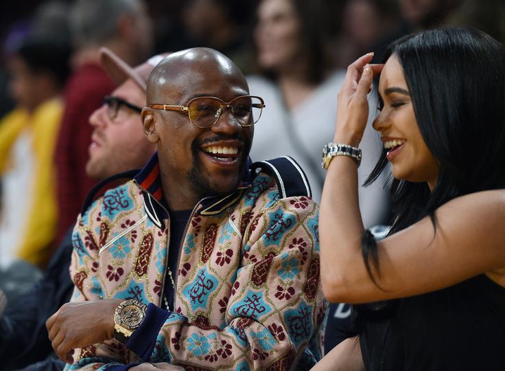 Floyd Mayweather je v letošnjem letu še napolnil svoj že tako poln bančni račun. | Foto: Getty Images