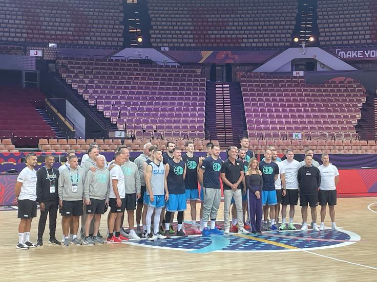 Poseben obisk iz LA Lakers na treningu Slovenije | Foto: Sportal