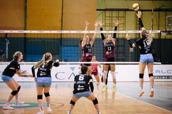 Kamničanke niso ostale le pri besedah