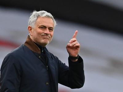 Real Madrid bo moral za Joseja Mourinha plačati 15 milijonov