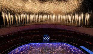 V Pekingu ugasnil olimpijski ogenj in zavihrala italijanska zastava