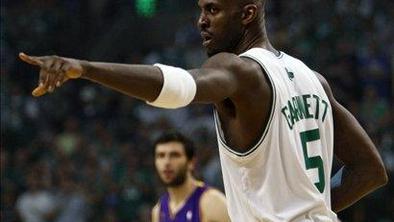 Boston kraljuje na domačem parketu