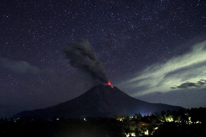 Sinabung, vulkan | Foto: Reuters