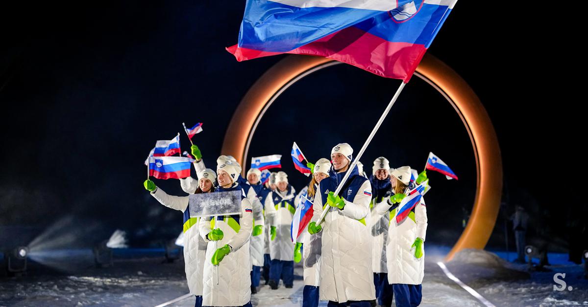 Igre so odprte: Prevc ponosno vihtel slovensko zastavo, olimpijski ogenj je zagorel Kép