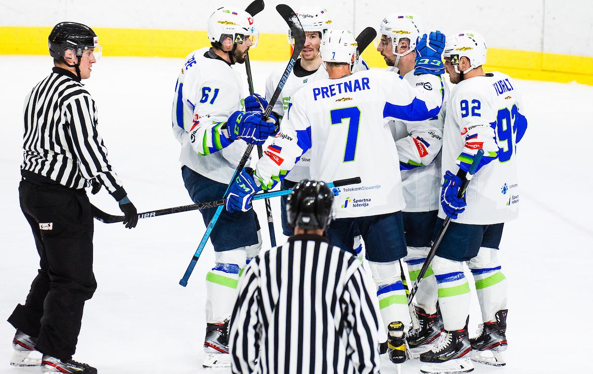 Turnir Beat Covid 19 (hokej), Slovenija - Francija | Slovenska hokejska reprezentanca je tesno s 3:2 premagala Francijo. | Foto Grega Valančič/Sportida
