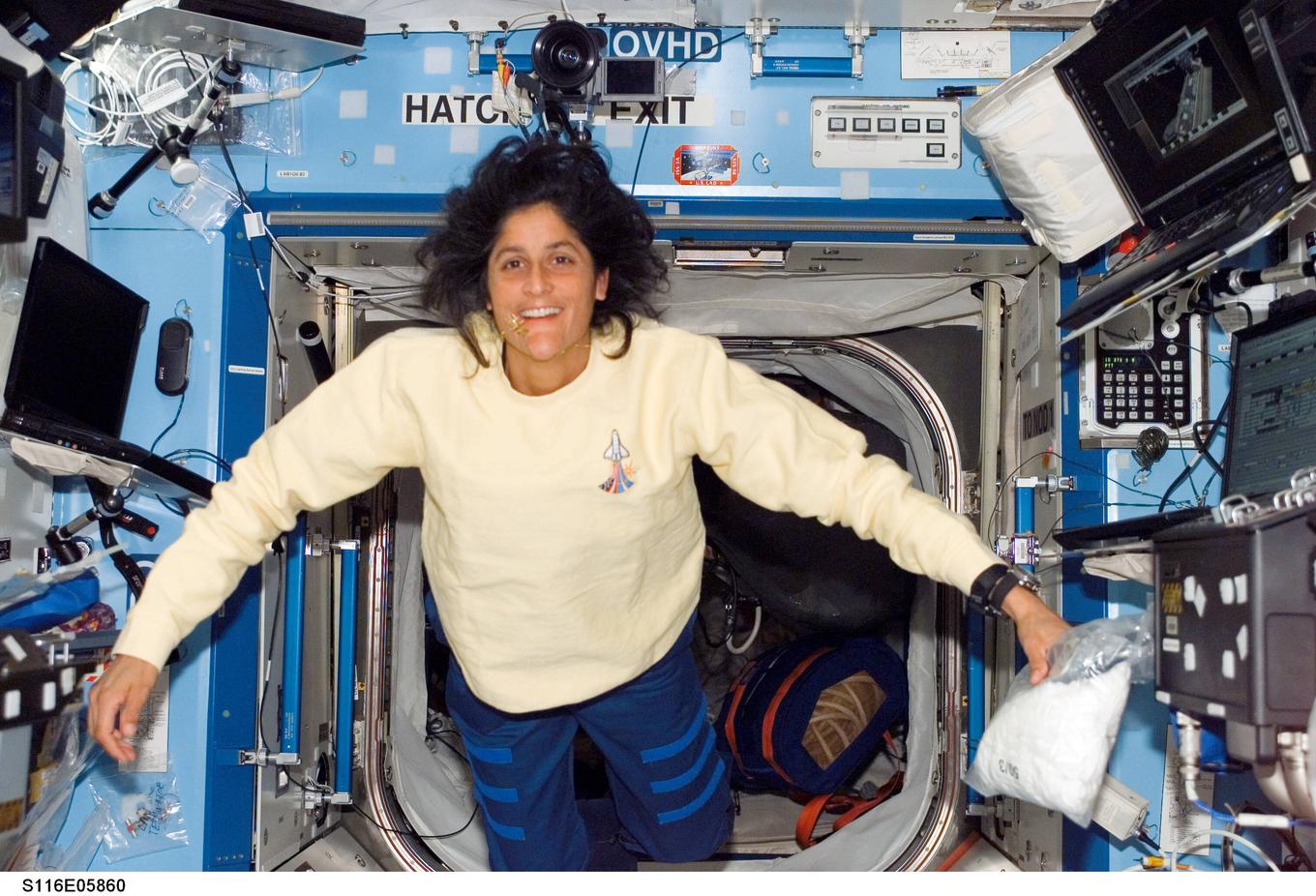 Sunita williams, astronavtka slovenskega rodu, bo na čelu parade veteranov v new yorku