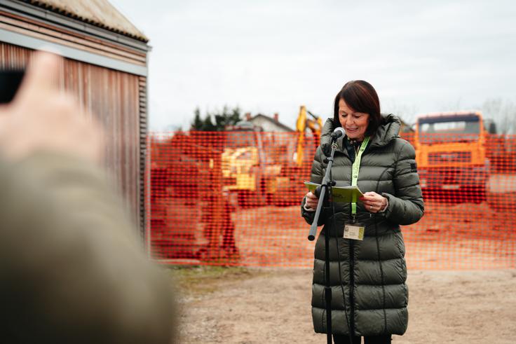 Direktorica zavoda Štefanija Kos Zidar | Foto: Šola za hortikulturo in vizualne umetnosti Celje