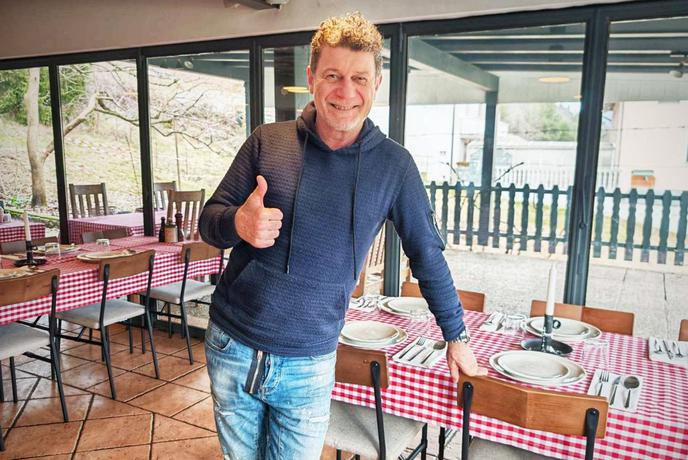 V Slovenijo se je priselil brez načrta, zdaj ima eno najbolj priljubljenih gostiln pri nas