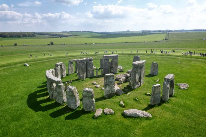 Stonehenge | Znameniti Stonehenge morda ni najstarejša znana krožna struktura v Veliki Britaniji. | Foto Shutterstock